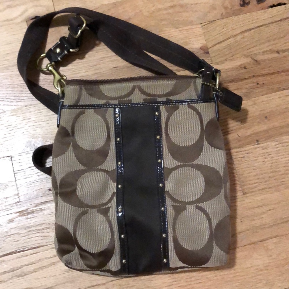 Coach purse - Picture 1 of 2